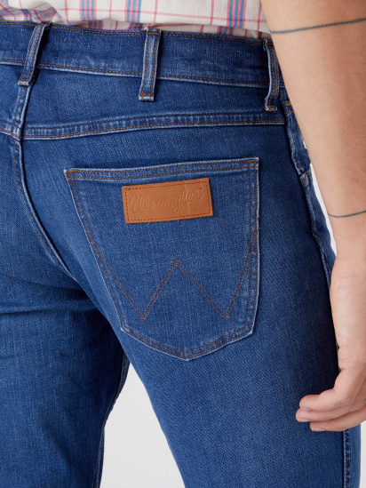 Прямые джинсы Wrangler модель W15QYI23A_32 — фото 3 - INTERTOP