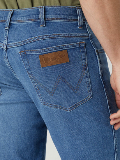Прямые джинсы Wrangler модель W121YJZ96_32 — фото 5 - INTERTOP
