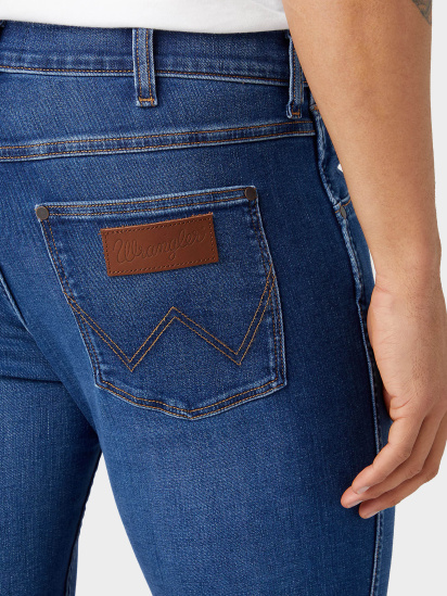 Прямые джинсы Wrangler модель 112341409 — фото 4 - INTERTOP