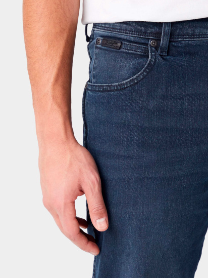 Прямые джинсы Wrangler модель W12SLT364_34 — фото 4 - INTERTOP