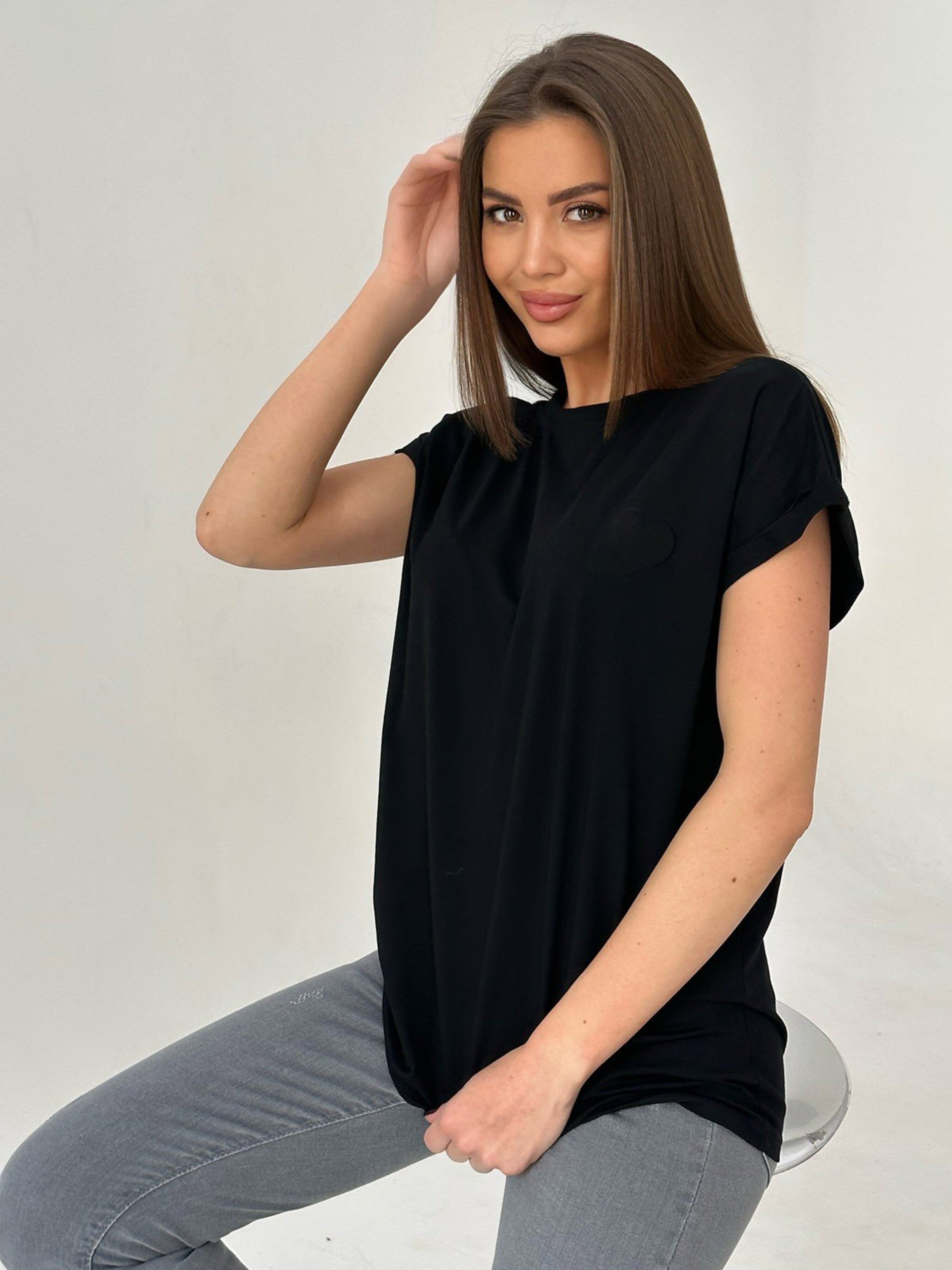 

ISSA Plus Футболка (WN20-457_black) Жіноче, колір - Чорний, матеріал - Без підкладки