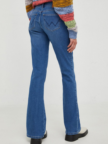 Расклешенные джинсы Wrangler модель W28B4734R_32 — фото - INTERTOP