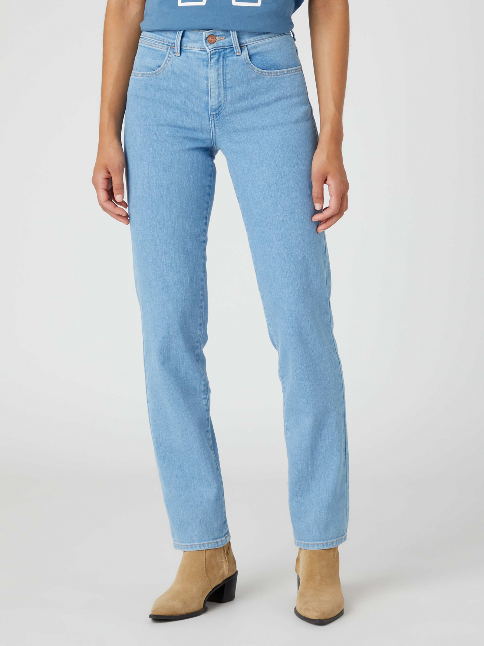 Прямые джинсы Wrangler W26RDB37D_34 для женщин, цвет: Голубой - купить по  выгодной цене в Казахстане | INTERTOP