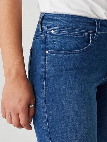 Скинни джинсы Wrangler Skinny модель W28KWY116_32 — фото 4 - INTERTOP