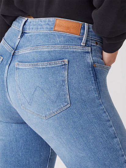 Прямые джинсы Wrangler Straight модель W28TJH28W_32 — фото 5 - INTERTOP