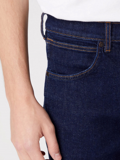 Прямые джинсы Wrangler модель W15QQ821U32_32 — фото 4 - INTERTOP