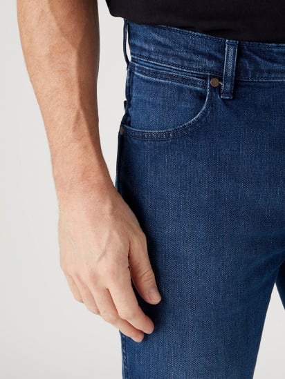 Завужені джинси Wrangler Larston модель W18SOC42G_32 — фото 5 - INTERTOP