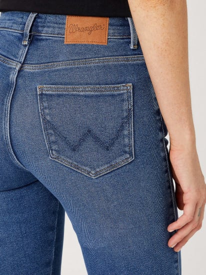 Прямые джинсы Wrangler Slim модель W26LTX386 — фото 3 - INTERTOP