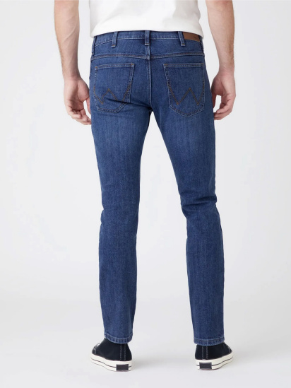 Прямые джинсы Wrangler Slim модель W10LM6098 — фото - INTERTOP