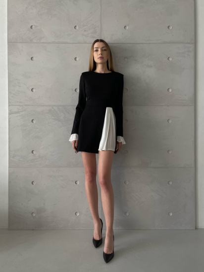 Платье мини Anais Gose Margo модель dress.mini.margo.blackwhite.001 — фото - INTERTOP