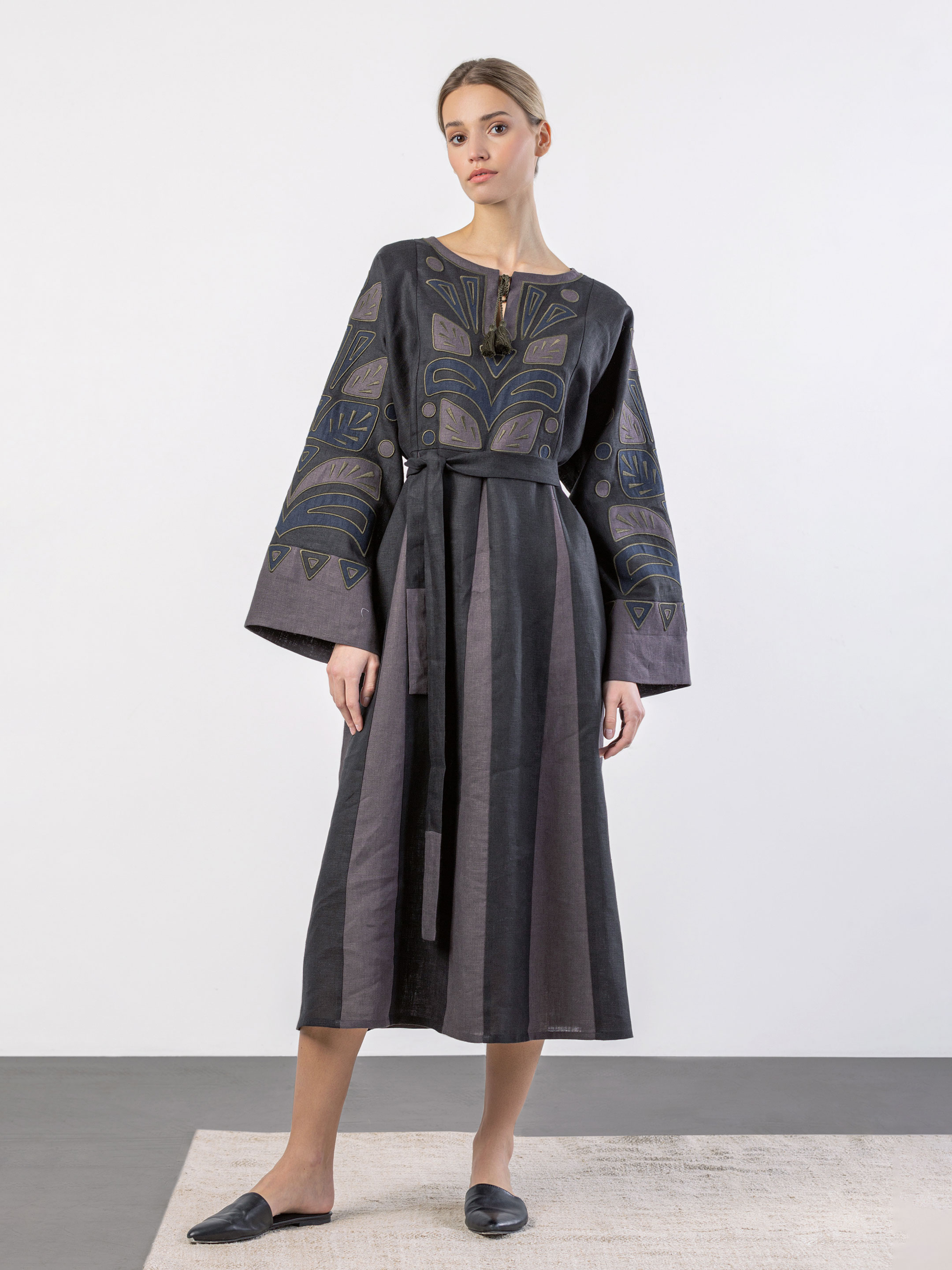 

Сукня жіночі модель iris_black_etnd