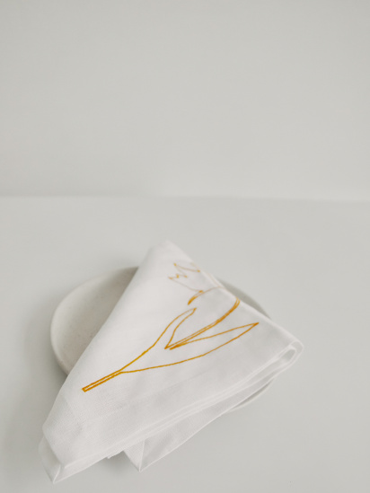 GNIZDO ­Набір з 2-х столових серветок з льону з машинною вишивкою "Тюльпан скіфський" модель LTNMESTFUC-002 — фото 5 - INTERTOP