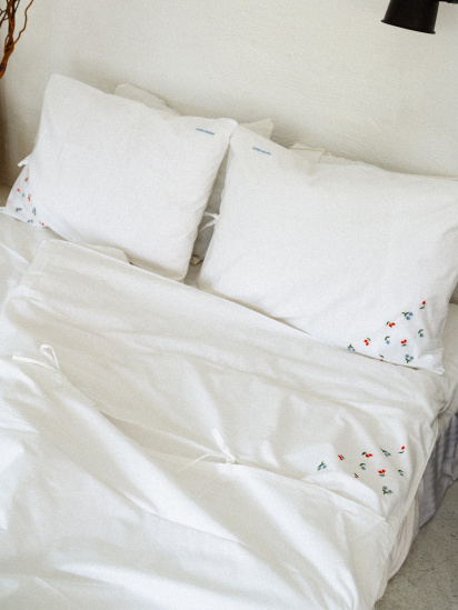 LEVAN HOME ­Комплект постельного белья с вышивкой модель 00123 — фото - INTERTOP