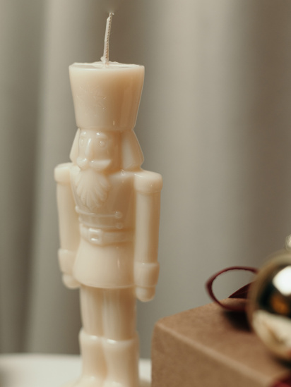 Candle Design ­Аромасвічка "Олов’яний солдатик", аромат Pomegranate Bitters (гранатове вино) модель 230 — фото - INTERTOP